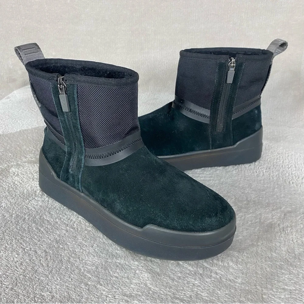 UGG Classic Tech Mini Women's Weather Boots‎ Size 8 Black Suede Waterproof